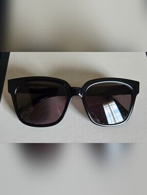 Saint Laurent Sunglasses SL M40 001